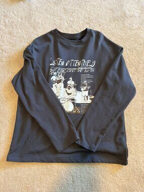 Grey long sleeve shirt